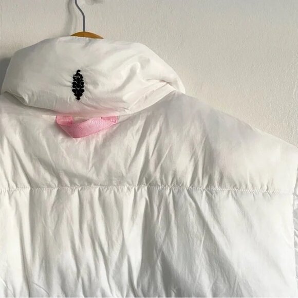 FP Movement In A Bubble Puffer Vest in White - Picture 6 of 7